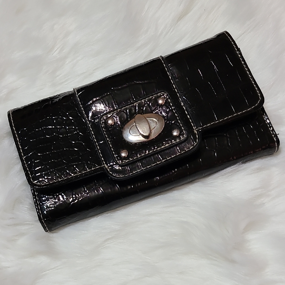 Black Crocodile-Embossed Wallet with Silver Clasp